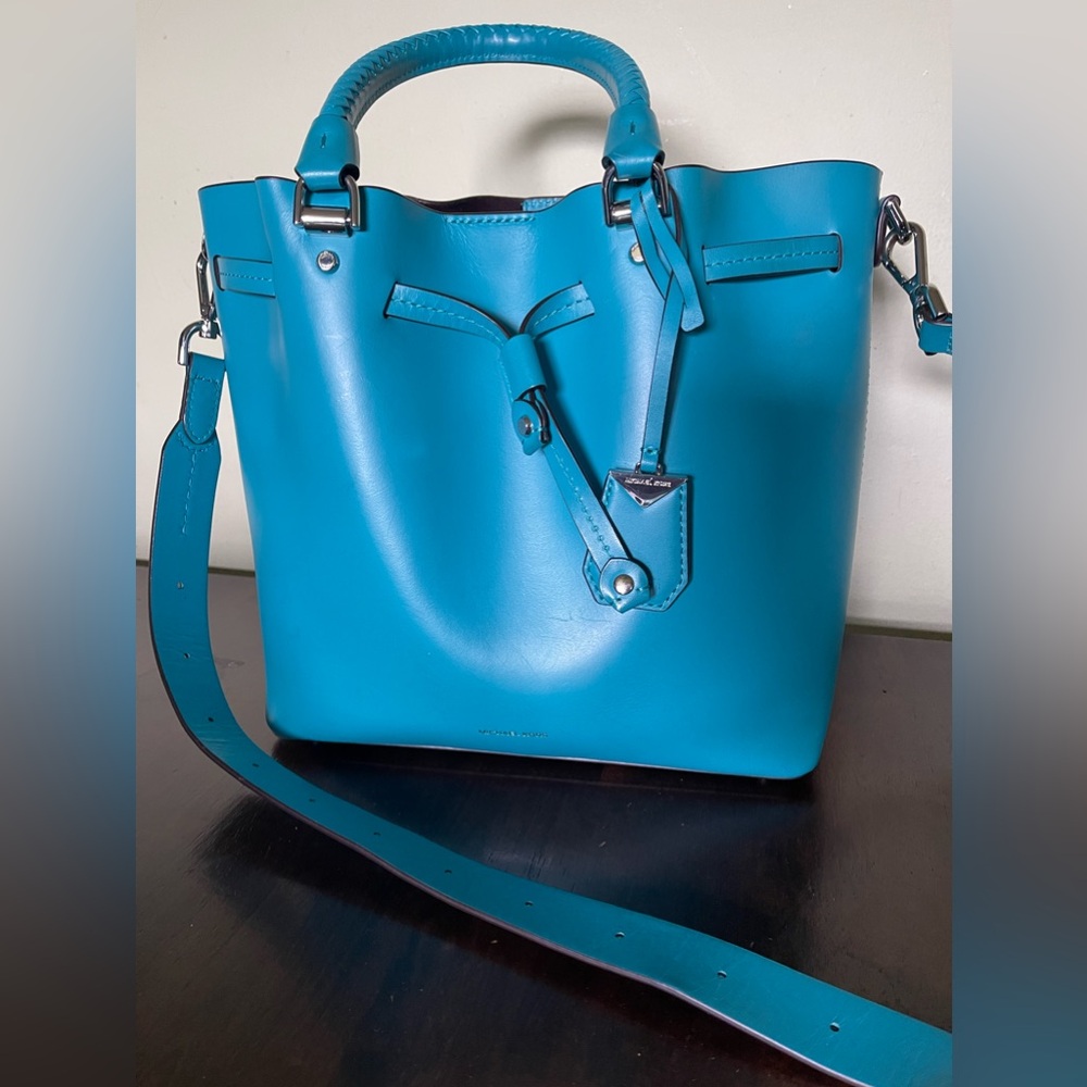 Michael Kors Blakely Bucket Bag